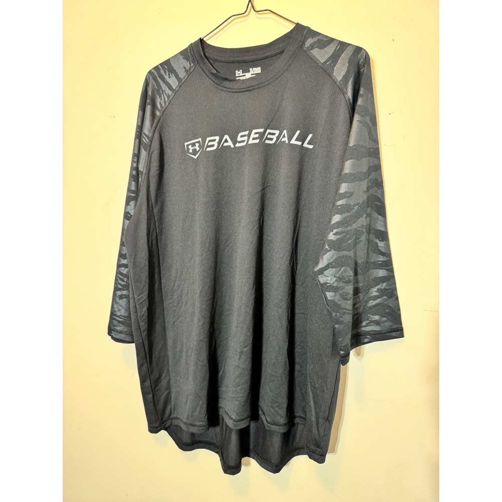 Men's XL Loose under Armour black camo 3/4 sleeve  Heat Gear shirt